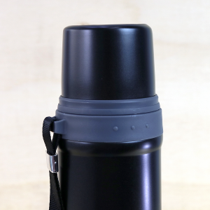 GARRAFA INOX ISOTÉRMICA COM ACIONAMENTO CLICK 650ML - LC1720-PT