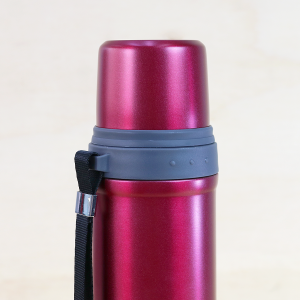 GARRAFA INOX ISOTÉRMICA COM ACIONAMENTO CLICK 650ML - LC1720-VN