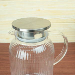 JARRA DE VIDRO COM TAMPA DE METAL CAPACIDADE 1,5LITROS - DT9329-PTA