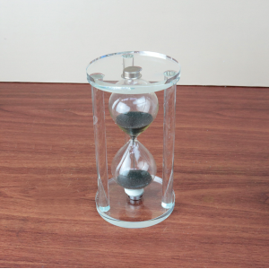 AMPULHETA DECORATIVA  DE VIDRO COM BASE DE VIDRO 1 MINUTO 14,5CM - DT25561-PT