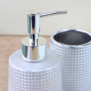 JOGO DE BANHEIRO DE CERÂMICA COM 3 PEÇAS 300ML- SXTE5190-PTA