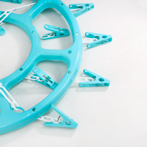 VARAL MULTIUSO COM GANCHO E 18 PRENDEDORES DE PLÁSTICO 34X2CM - CA12178-AZ