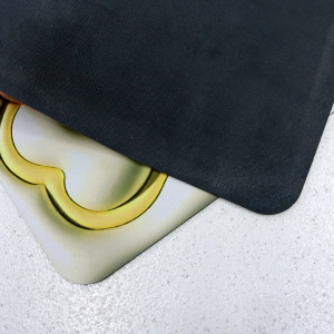 TAPETE PARA PISO DE BORRACHA ANTIDERRAPANTE  RETANGULAR 38X58CM - TP9331-D