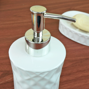 KIT DE BANHEIRO DE CERÂMICA 04 PEÇAS - 335-C